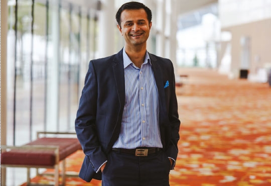 Jaydeep Deshpande, Regional Marketing Manager, Qlik